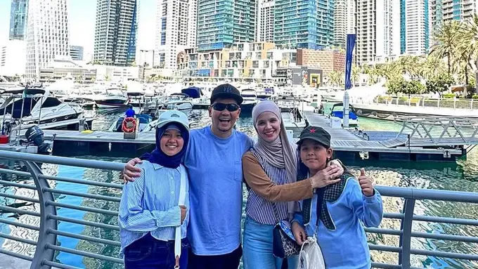 Aldilla Jelita mantap pindah ke Australia demi pendidikan anak. [@dhila_dafbel]