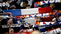 Spanduk Melecehkan Milik Suporter Lyon Tuai Kecaman
