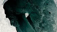 NASA potret bongkahan es berbentuk berlian di Laut Kaspia (NASA)