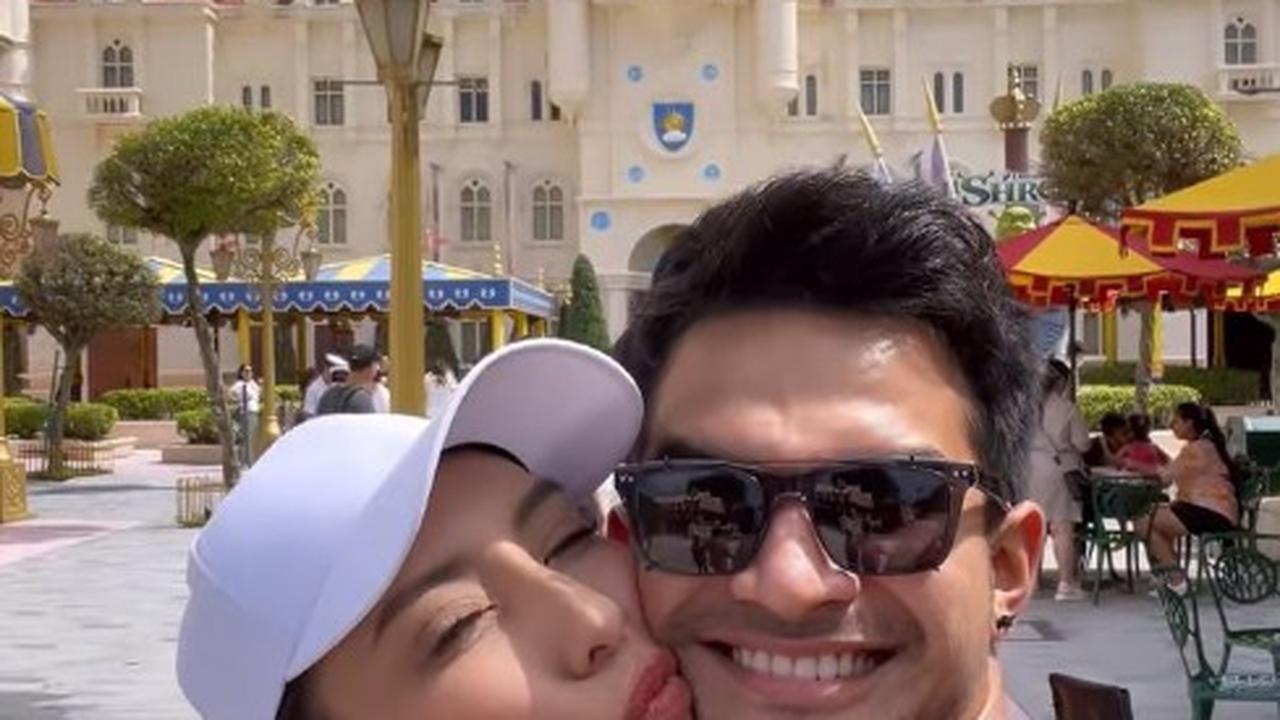 Sejak menikah dengan Tezi pada Agustus 2023, Tyas dan Tezi tetap terlihat bahagia dan harmonis meski belum dikaruniai anak.<br>