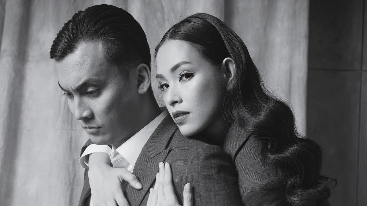 7 Pemotretan Keluarga Rendy Kjaernett dan Lady Nayoan Ini Tampil Kompak