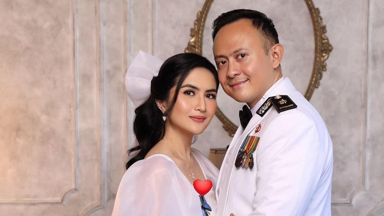 8 Tahun Jadi Ibu Bhayangkari, Intip Potret Terbaru Kadek Devi yang Tetap Cantik Paripurna Meski Tak Lagi Jadi Aktris