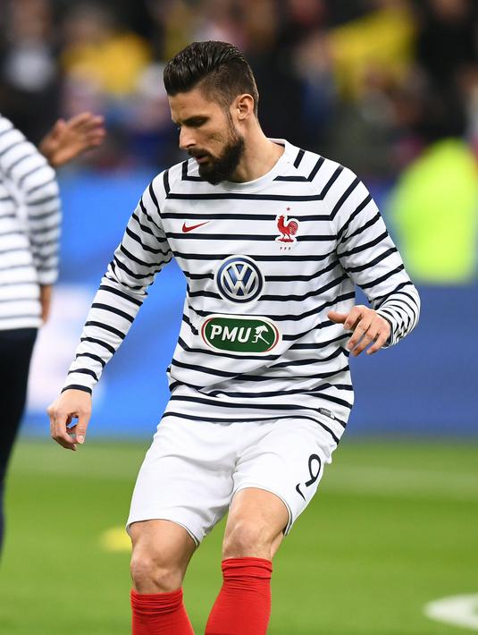 Imbasnya Arsene Wenger mencadangkan pemain tampan tersebut. Celia Kay diduga sebagai wanita yang turut andil dalam skandal tersebut. (AFP/Frank Fife)