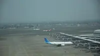 Landasan pacu (runway 3) Bandara Internasional Soekarno Hatta di Tangerang, resmi beroperasi pada Jumat, 20 Desember 2019. Liputan6.com/Pramita