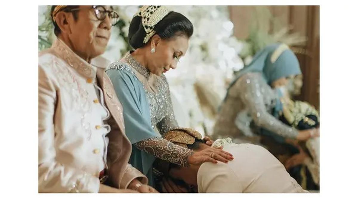 6 Potret Pernikahan Sangun Ragahdo, Aaliyah dan Thariq Jadi Pengiring Pengantin
