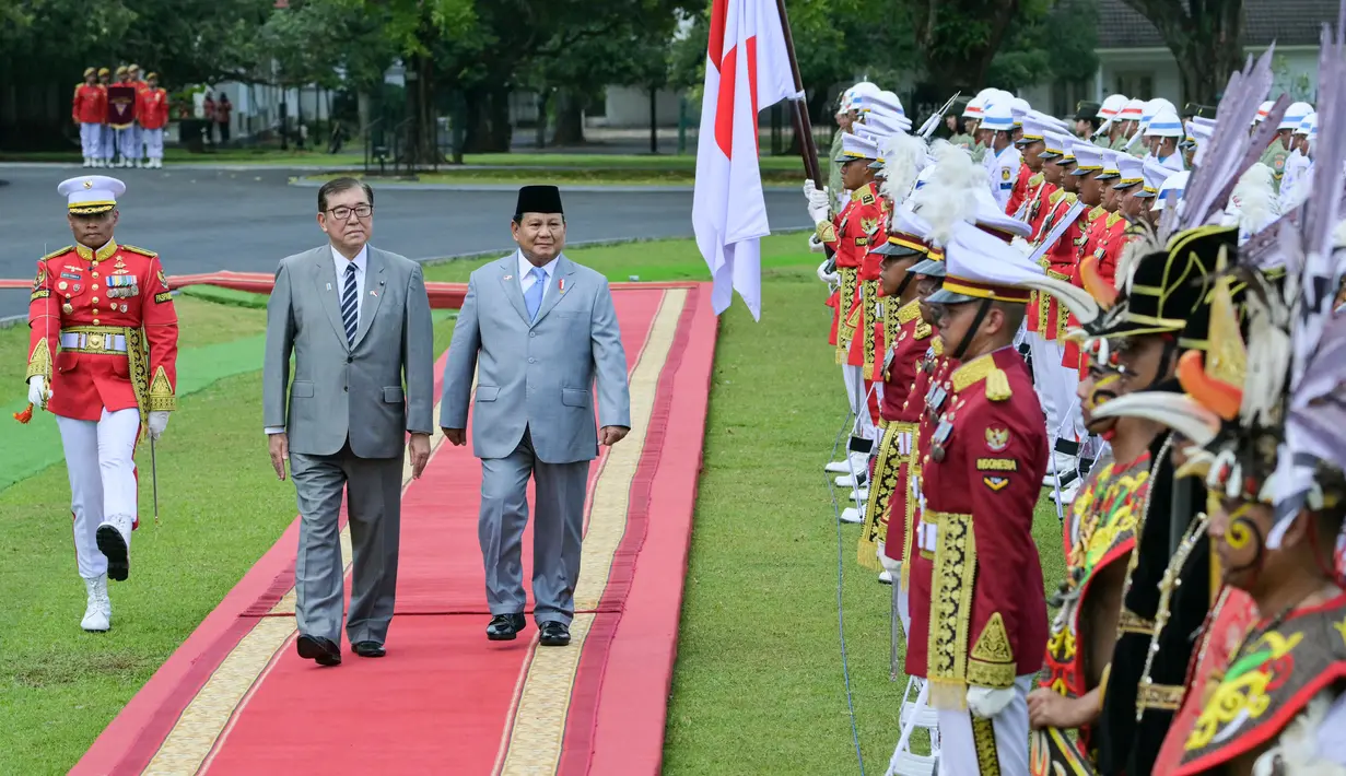 Pertemuan membahas kerja sama kedua negara dalam beberapa hal, termasuk hilirisasi energi dan swasembada pangan. (Bay ISMOYO/AFP)