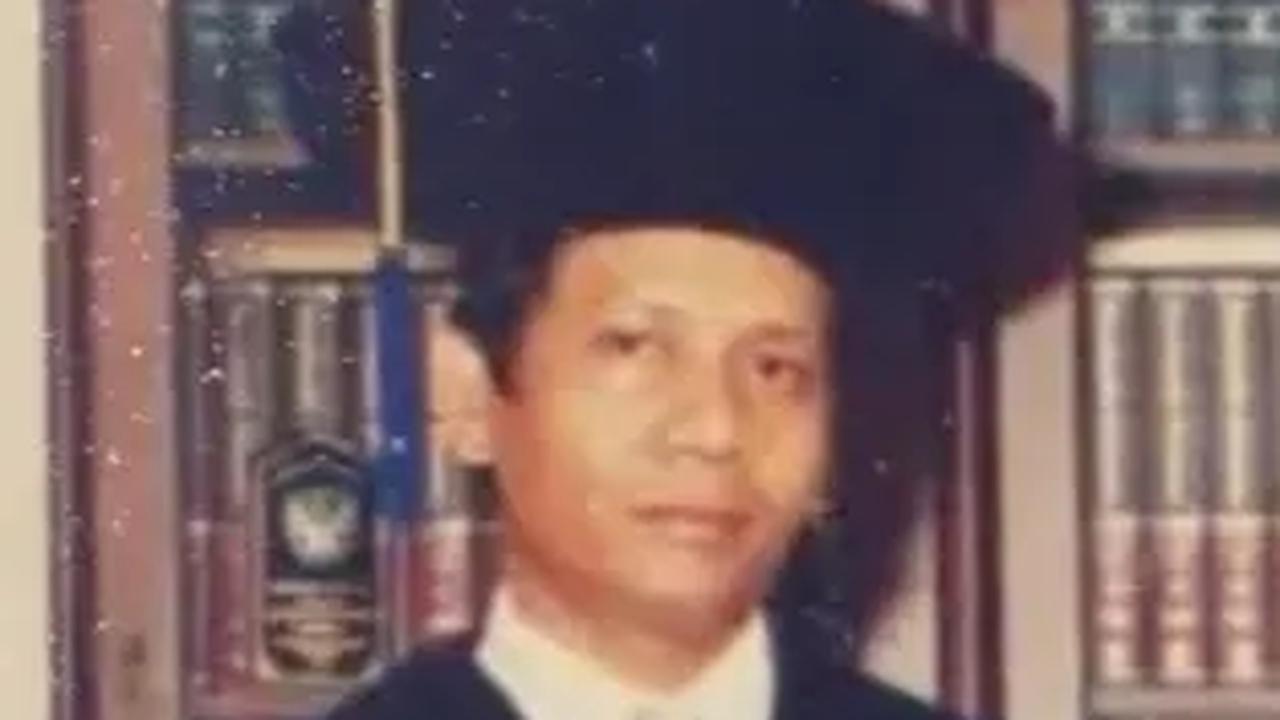 Foto-Foto Lawas Mahfud MD, Pemuda Madura yang Kariernya Moncer Sebagai Akademisi Hingga Politisi