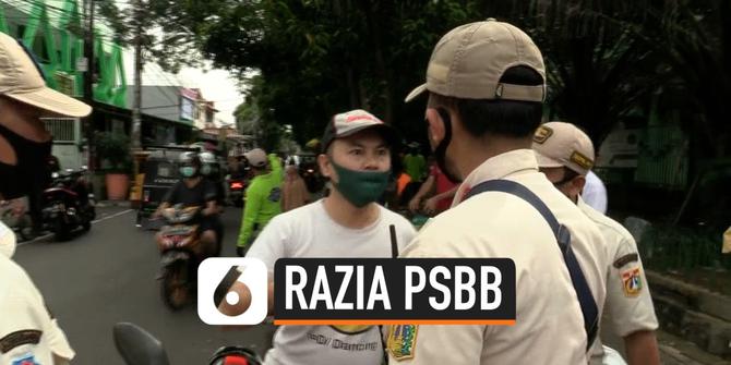 VIDEO: Razia PSBB, Petugas Ribut dengan Pengendara Motor