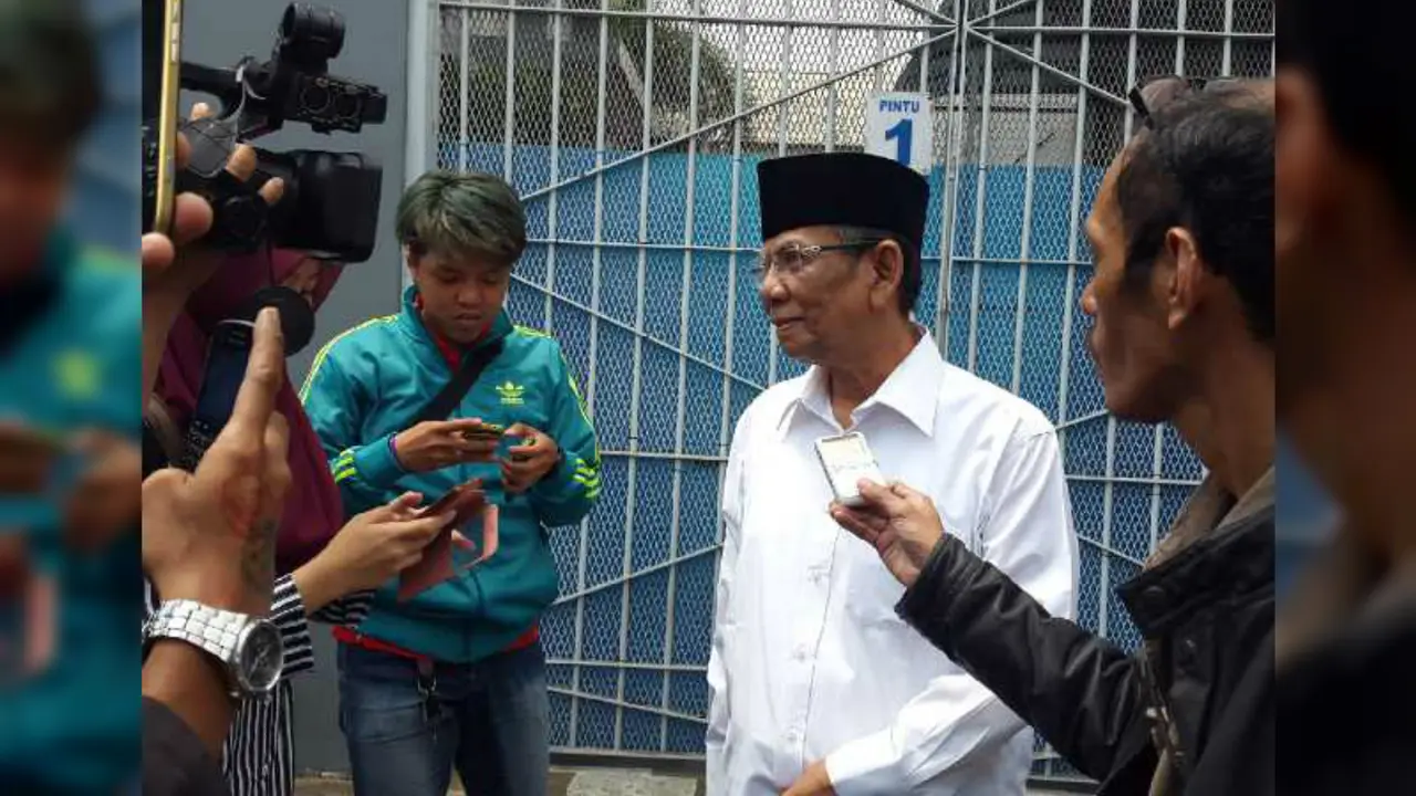 Wantimpres Hasyim Muzadi Besuk Fuad Amin di Rutan Salemba