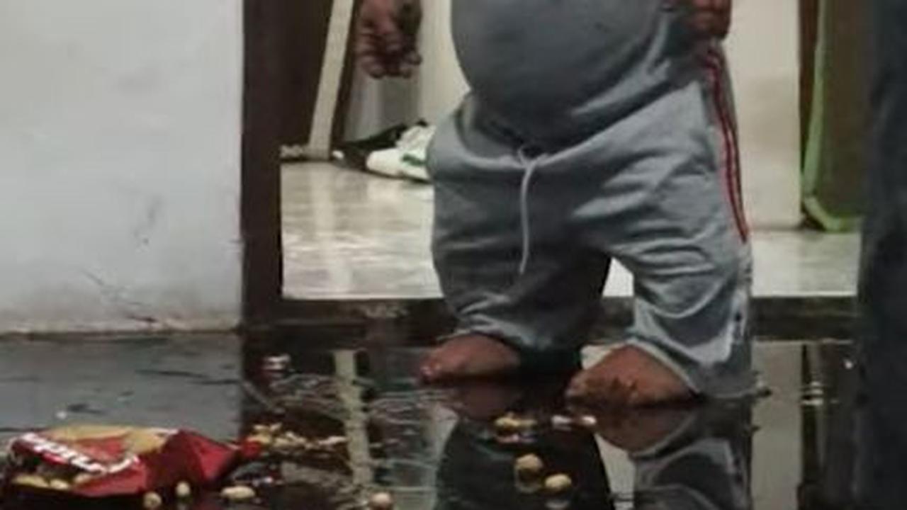 Di-Prank oleh Sang Anak yang sedang Mabuk Parah, Ucok Baba Ngamuk Ambil Air Lalu Disiram 'Astaghfirullah Anak Gua Jadi Mabuk Gini