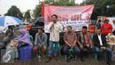  Massa yang tergabung dalam Gerakan Rebut Jakarta Selamatkan Indonesia (Gerak Indonesia) melakukan aksi unjuk rasa menolak Gubernur DKI Jakarta Basuki T Purnama pada Pilkada 2017 di Tugu Proklamasi, Jakarta, Senin (29/8). (Liputan6.com/Immanuel Antonius)