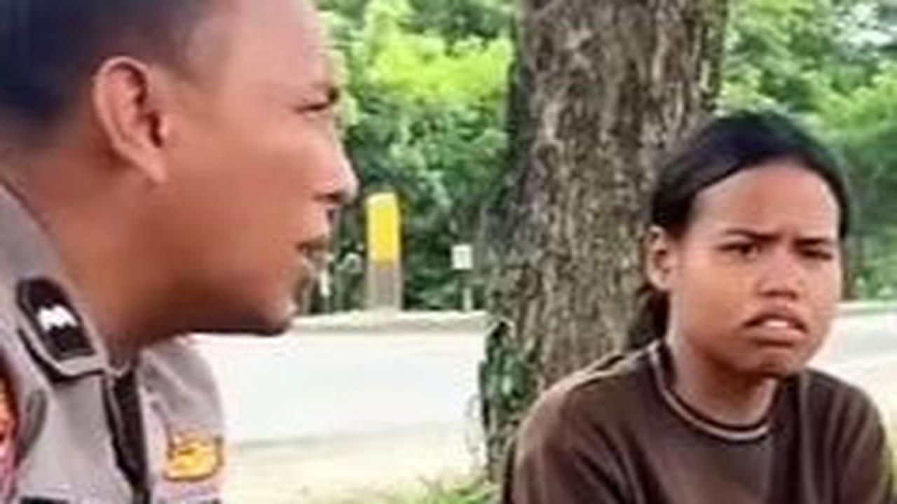 Untung Ketemu Polisi Baik, Kecopetan di Kapal Keluarga Ini Pulang Kampung Jalan Kaki ke Magelang