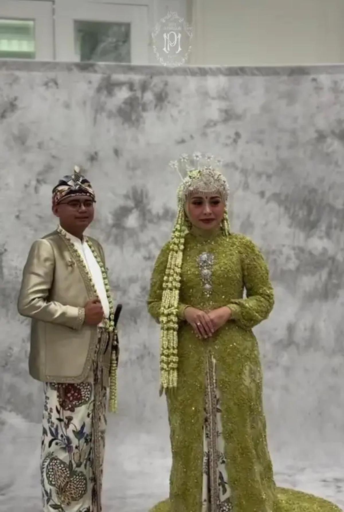 Potret Detail Kebaya Pernikahan Putri Karlina Menantu Dedi Mulyadi, dari Akad hingga Resepsi