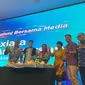 Presdir sekaligus CEO XL Axiata Dian Siswarini bersama BOD XL Axiata di acara ulang tahun ke-27 XL Axiata, Senin (9/10/2023). (Liputan6.com/ Agustin Setyo Wardani)