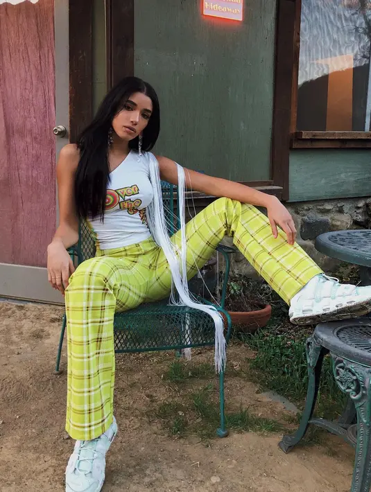 Yovanna Ventura sempat berada di Instagram Justin Bieber, begitu pun sebaliknya pada 2015. Yovanna sendiri bahkan digosipkan dengan The Weeknd November 2017 saat Selena dan Justin balikan. (instagram/yovannaventura)