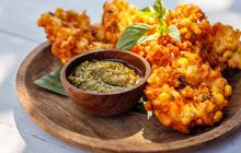 Resep Bakwan Jagung Rumahan yang Garing Kriuk dan Renyah Tanpa Tepung Terigu