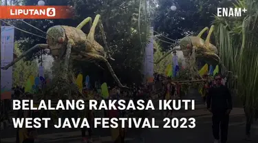 West Java Festival 2023 di Bandung buat terpikat dunia maya, Sabtu (02/09/2023). Pasalnya, iring-iringan dari Majalengka membawa belalang hijau setinggi 2,5 meter