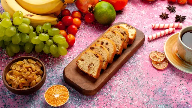 Ilustrasi Fruit Cake