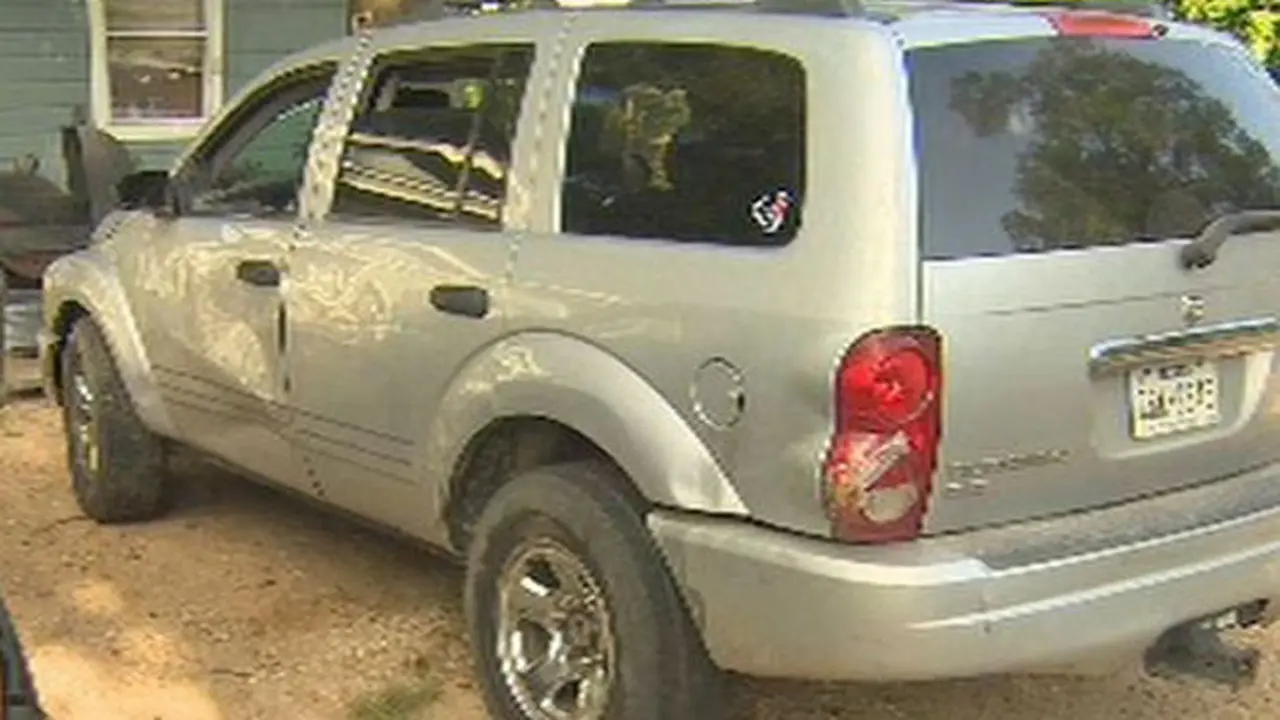 Maling yang Memperbaiki Mobil Korban