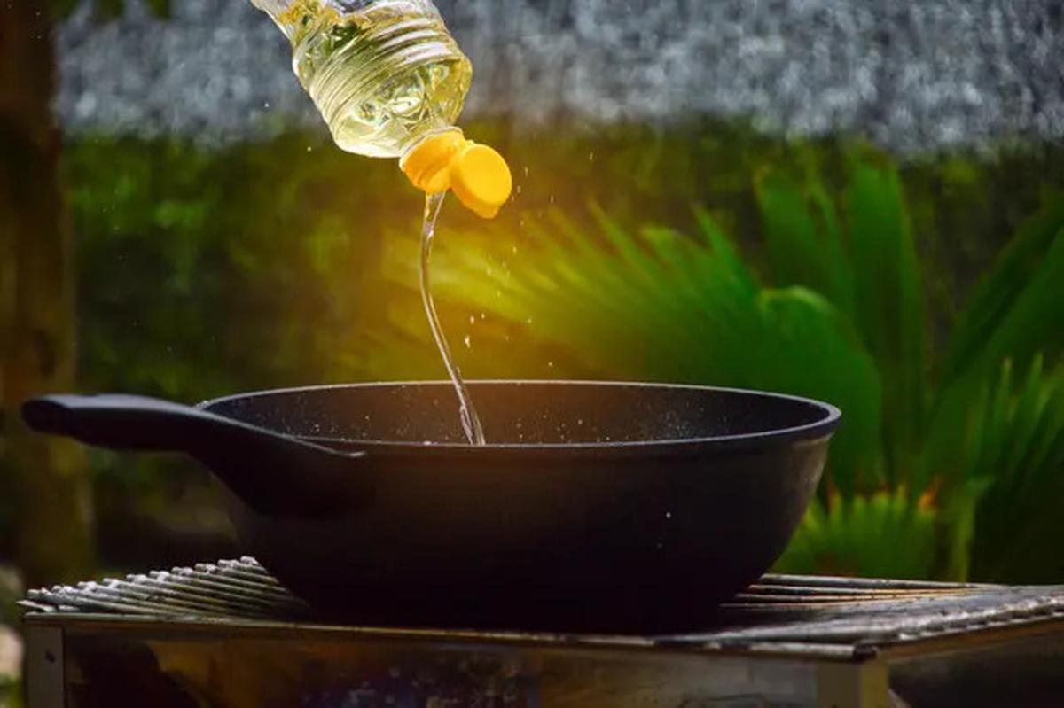 Hilangkan Rasa Pahit pada Pare Tanpa Garam, Cukup Pakai Satu Bahan Dapur Ini!