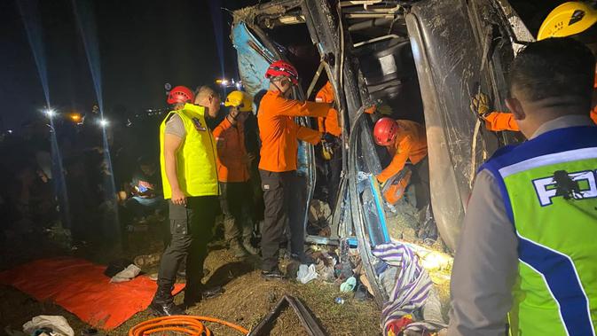 Kecelakaan Maut Bus di Tol Pejagan-Pemalang Tewaskan Satu Penumpang, Begini Kronologinya