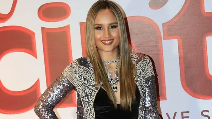 Cinta Laura punya tubuh dan kulit yang terawat/copyright: KapanLagi.com