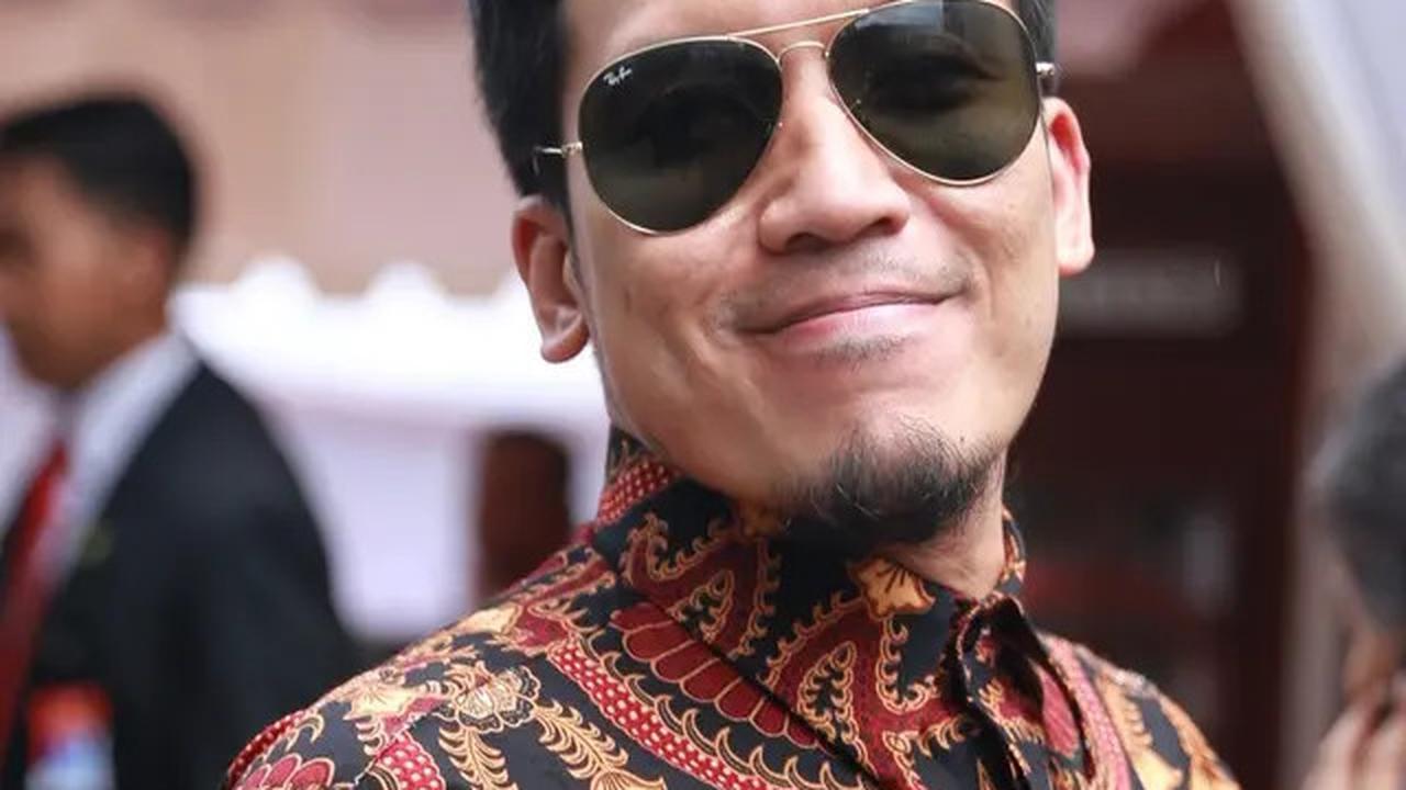 6 Artis Indonesia Terbang ke Jepang Demi Dukung Timnas di Penyisihan Piala Dunia 2026, dari Desta hingga Jennifer Coppen