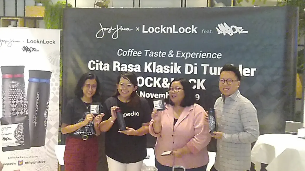 Kopi Janji Jiwa dan Lock&Lock