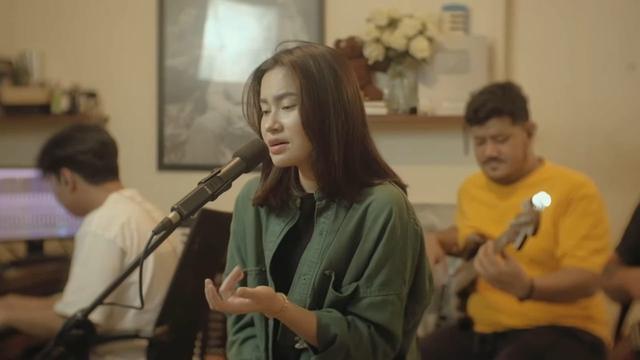 7 Potret Pesona Satine Zaneta Putri Abimana Aryasatya Saat Tampil ...