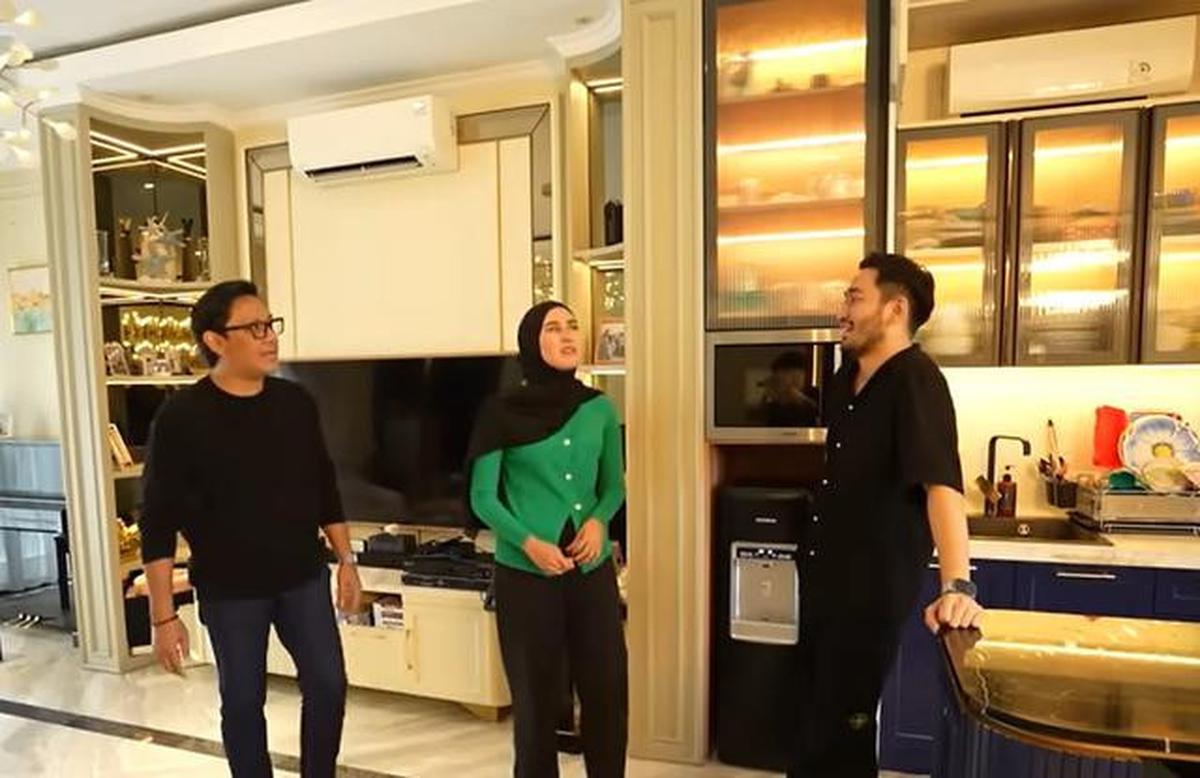 6 Potret Dapur Rumah Syahnaz Sadiqah dan Jeje Govinda, Desainnya Mungil Tapi Mewah