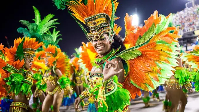 Menikmati Pesta Tiada Akhir di 8 Kota Terbaik dari Seluruh Dunia