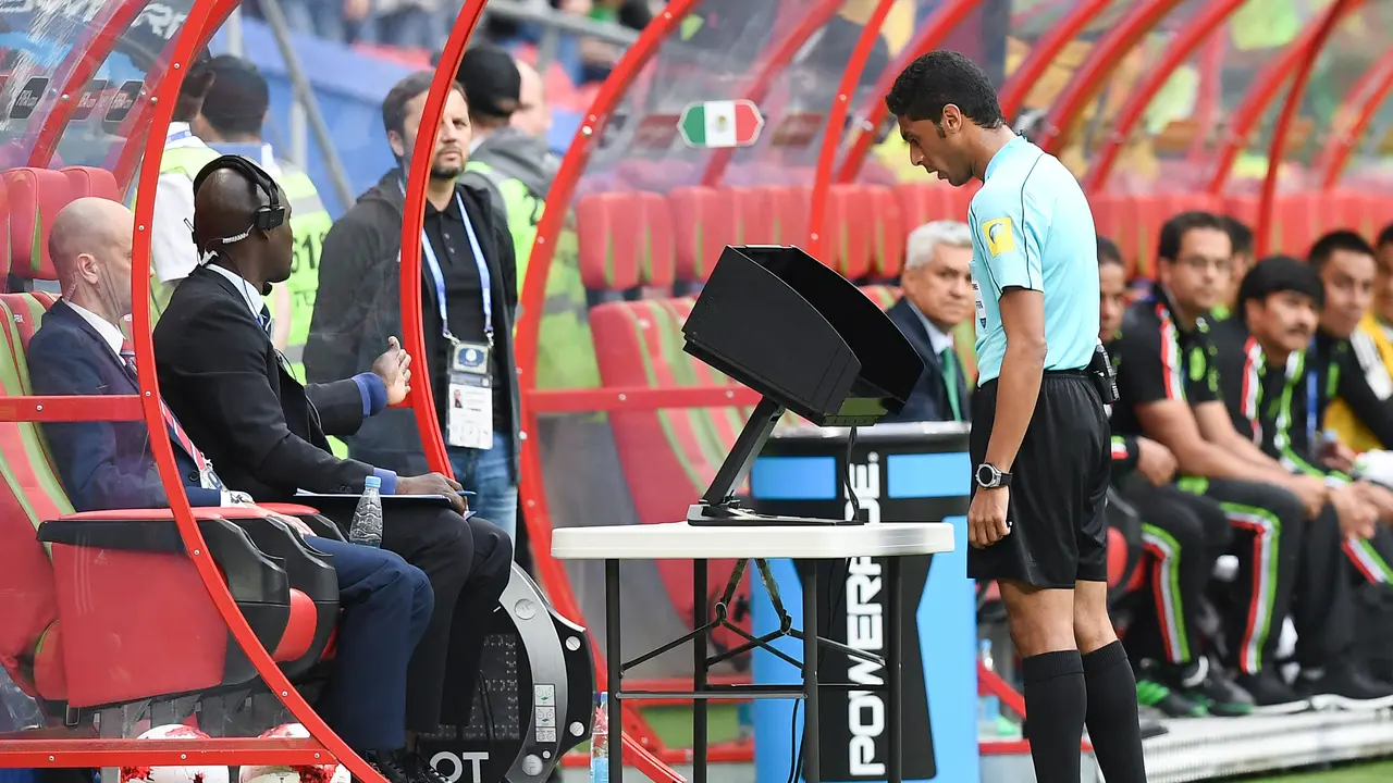 VAR