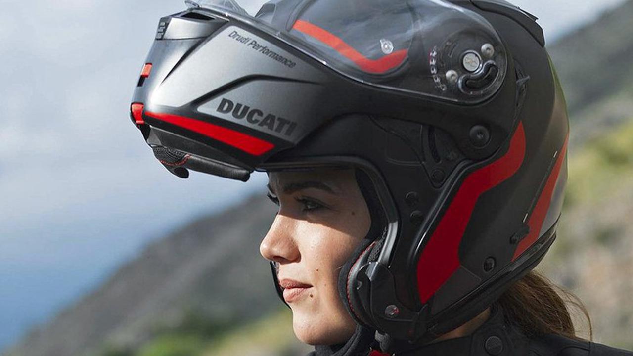 Helm modular (Ducati.com)