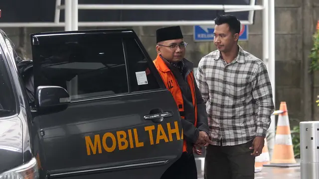 Sempat Jadi Tahanan Rumah, Status Penahanan Yaqut Cholil Qoumas Kembali Dialihkan
