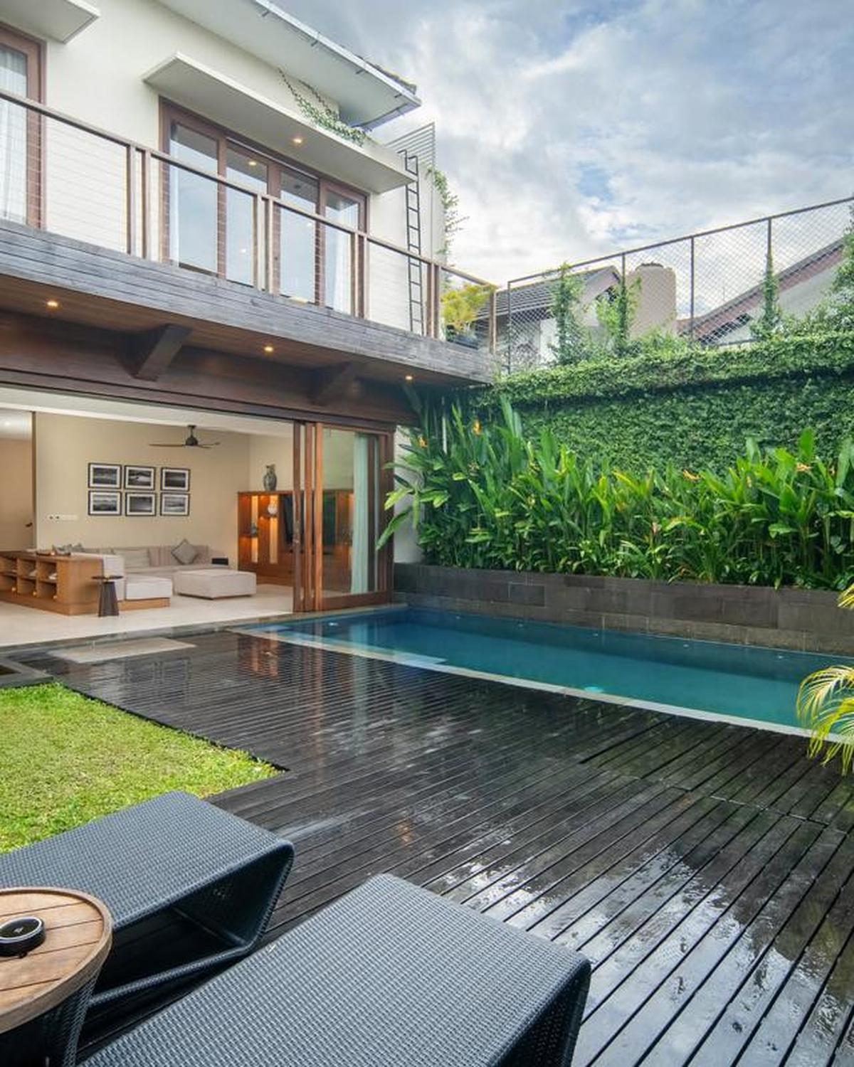 6 Potret Teras Vila Nana Mirdad di Bali, Mewah dan Estetik dengan Konsep Open Space