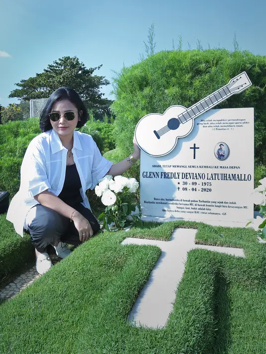 Mutia Ayu istri alm. Glenn Fredly (Bambang E Ros/ Fimela.com)