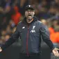 Pelatih Liverpool, Jurgen Klopp, saat melawan KRC Genk pada laga Liga Champions 2019 di KRC Genk Arena, Rabu (23/10). Liverpool menang 4-1 atas KRC Genk. (AP/Francisco Seco)