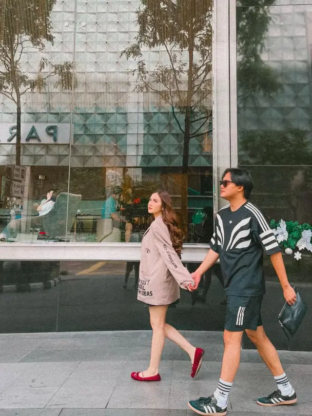 Rizky Febian dan Mahalini Nikmati Liburan Seru di Singapura Bersama Adik-Adiknya (Instagram/@rizkyfbian)