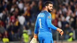 2. Alisson Becker - Dibeli Liverpool dari AS Roma dengan harga 66,8 juta poundsterling. (AFP/Alberto Pizzoli)