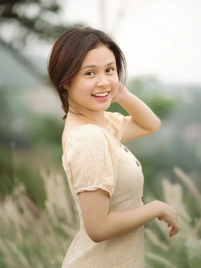 FOTO: Potret Maizura Dengan Makeup Natural, Bikin Jatuh Hati