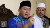 Ustaz Zacky Mirza memberi keterangan pers terkait masalah rumah tangganya dengan Shinta Tanjung. [Foto: Herman Zakharia/Liputan6.com]