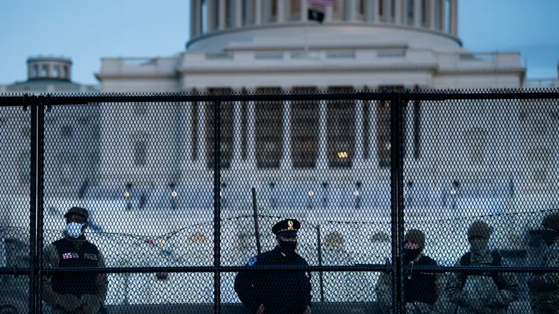 Situasi Capitol Hill usai penyerbuan pendukung Donald Trump