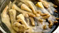 Resep Kaldu Ceker MPASI dengan Mudah, Kaya Protein dan Kolagen