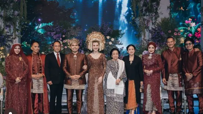 Keluarga politik Megawati, Puan Maharani, hingga Pinka Hapsari saat Hadir Pernikahan Aaliyah Massaid dan Thariq Halilintar