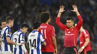 Duel Real Sociedad Vs Manchester United (MU) dalam leg pertama 16 Besar Liga Europa yang berlangsung di Stadion Reale Arena, Spanyol, Jumat (7/3/2025) dini hari WIB. Pertandingan ini berakhir imbang 1-1. (AP Photo/Miguel Oses)
