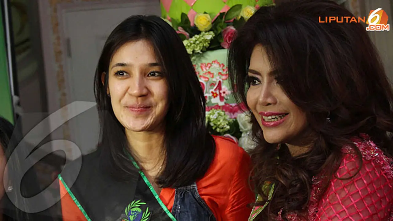 dini-aminarti-dokter-131114b.jpg