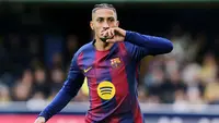 Raphinha Diincar 3 Klub Arab Saudi, Barcelona Ketar-Ketir