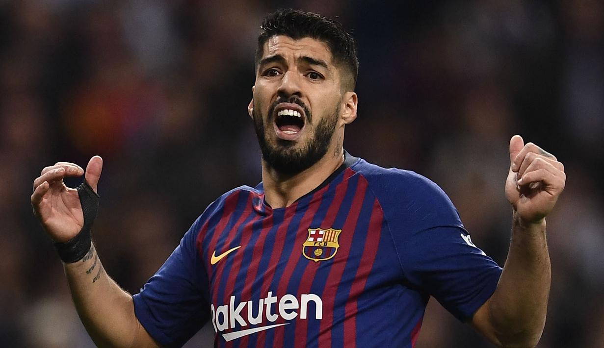 Luis Suarez pernah menjadi salah satu andalan lini serang Barcelona selain Messi. Suarez telah mencetak 195 gol dan 113 assist dari 283 laga untuk Blaugrana. Sayangnya ia harus dijual ke Atletico Madrid dengan harga murah, disinyalir karena kedatangan Ronald Koeman. (Foto: AFP/Oscar Del Pozo)