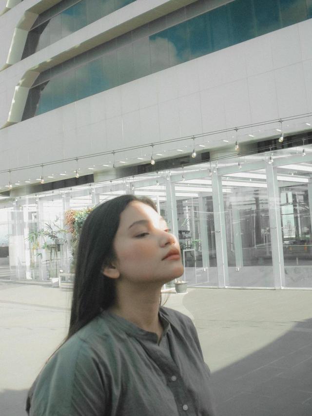 Sering Dikira Kembar, Ini 6 Potret Sinta Mutiara Adik Indah Permatasari