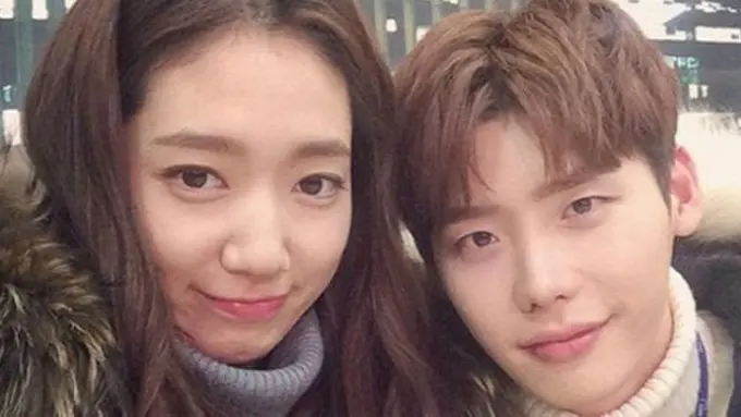 [Bintang] Park Shin Hye dan Lee Jong Suk